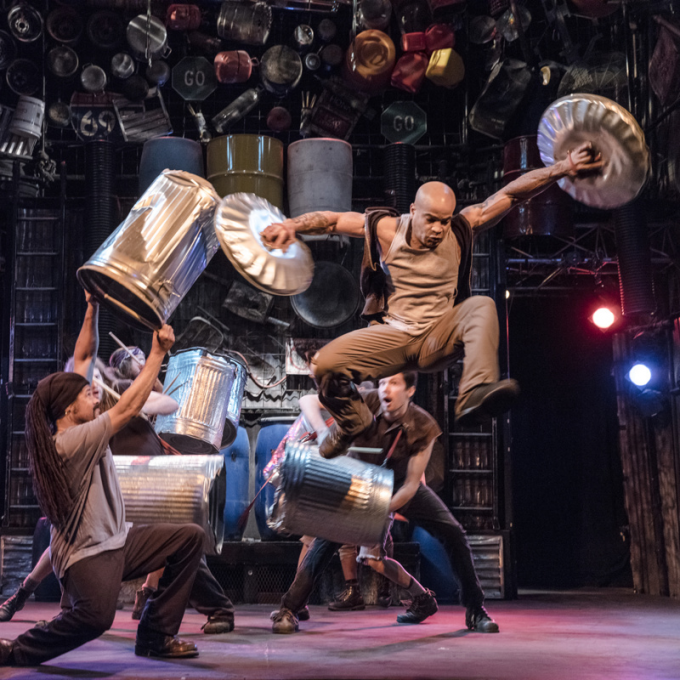 Stomp at Pantages Theatre